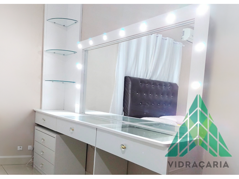 Fechamento de sacada vidro temperado Nova Iguaçu RJ Arte Vidros